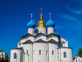 Fototapeta na wymiar Annunciation Cathedral on the Kremlin in Kazan, Russia