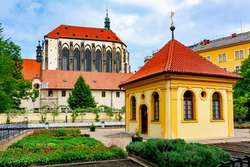 Fototapeta na wymiar Franciscan Garden in Prague, Czech Republic