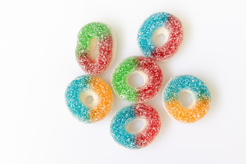 Gominolas de azúcar, aros de colores