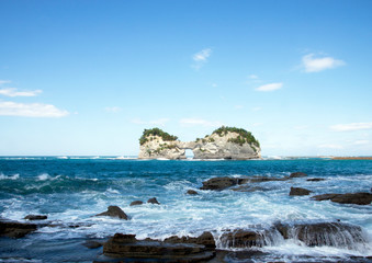 円月島