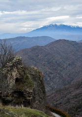 Góry, panorama z miasta Achalciche w Gruzjii
