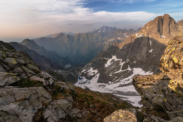 Fototapeta na wymiar Beautiful scenery of the High Tatras mountains in Slovakia