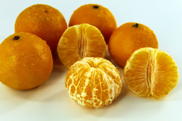 Peeled and untreated fresh tangerines