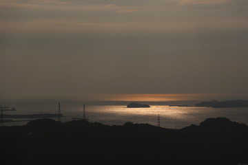 島と夕焼け