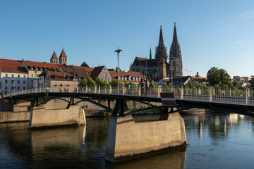 Obraz premium Blick auf den REgensburger Dom 
