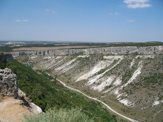 Obraz premium View from the Chufut-Kale cave city to the Besh-Kosh plateau. Bakhchysarai, Crimea