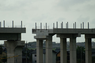 建設中の新幹線の高架