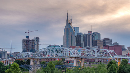 Fototapeta premium Nashville Skyline in the evening - street photography