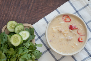 Herbed soya beans with minced pork in coconut