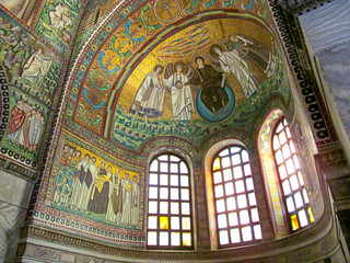Fototapeta premium RAVENNA, ITALY - NOVEMBER 21, 2012 The Basilica of San Vitale in Ravenna, Italy. Famous Italian Basilica di San Vitale with very beautiful Byzantine mosaic and art is world cultural landmark.