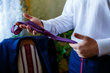 groom's accessories on the wedding day