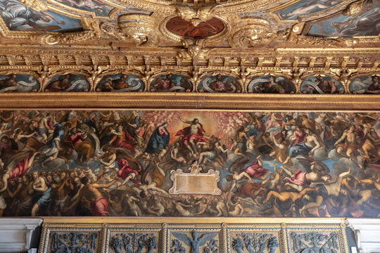 Panoramic view of hall interior and arts in Doge's Palace