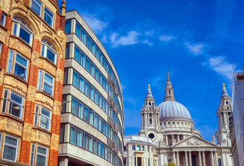 Fototapeta premium St. Paul's Cathedral in Central London, England, UK.