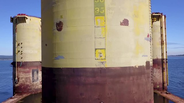 Drone Close Moving Up (Texture)