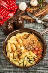 Braised pork chop with mushrooms.