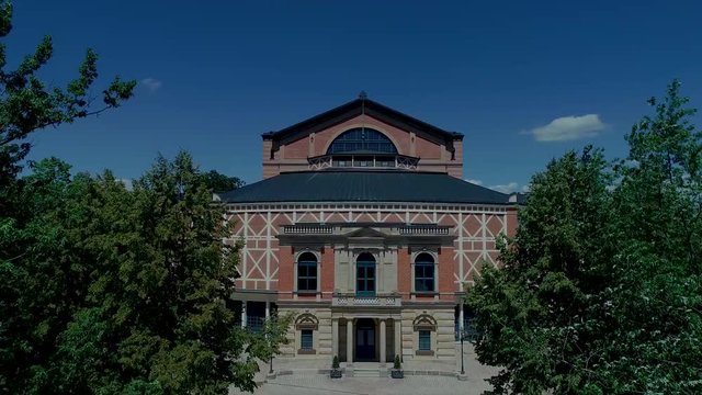 Festspielhaus in Bayreuth - Drohnenflug