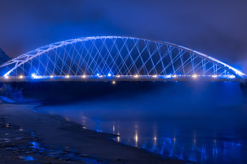 Fototapeta na wymiar bridge at night