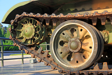 Tank wheel