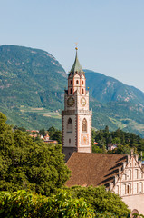 Meran, St. Nikolaus, Kirche, Stadt, Altstadt, Vinschgau, Sommer, Südtirol, Italien