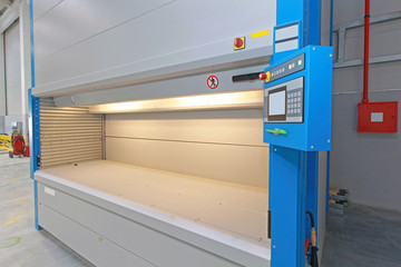 Automated Storage Shelf