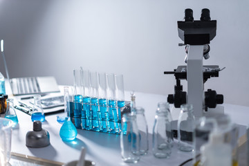 Laboratory equipment, Laboratory glassware for chemical laboratories