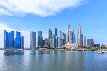Fototapeta na wymiar Marina Bay and Financial district with skyscrapers office business building, Singapore