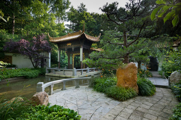 Chinesischer Garten mit Teehaus | München