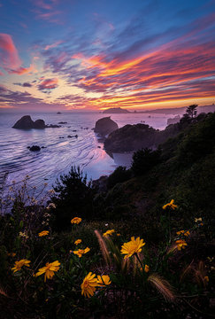 A Seascape Sunset in Northern California, USA