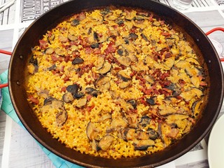 Spanish paella