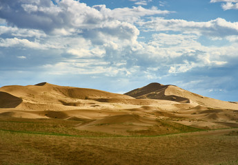 Mongolia. Sands Mongol Els