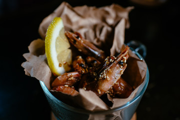 Shrimp with sesame and lemon