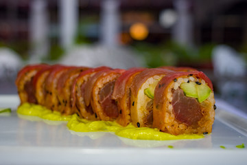 Rolls de Sushi de Lomito Crunch