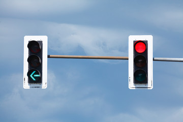 Verkehrsampel grün und rot geschaltet