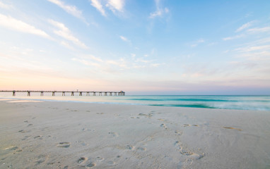 Obraz premium molo na plaży