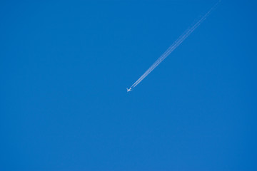 Line of plane wings and sky jets