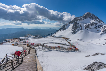 玉龍雪山