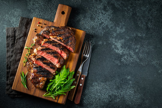Steak Top View Images – Browse 161,015 Stock Photos, Vectors, and Video |  Adobe Stock