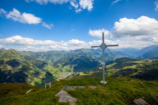 Gipfelkreuze in Rauris Hochalm im Salzburger Land