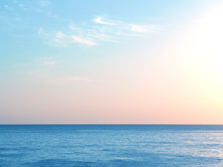 Obraz premium Dawn over the sea. The sun rises over the Mediterranean