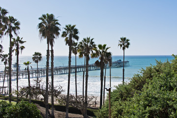 Naklejka premium San Clemente Pier in California. It was built in 1928 with a length of about 395 meters.