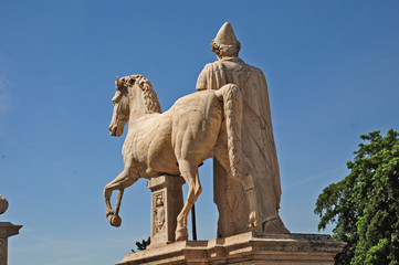 Naklejka premium Roma, piazza del Campidoglio - Statue dei Dioscuri