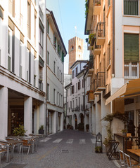 The street in Treviso. Day foto.
