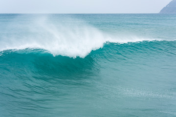Naklejka na ściany i meble Wave in the sea