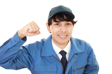 ガッツポーズの労働者