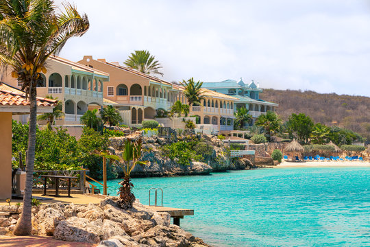 beach in Curazao sea caribean 