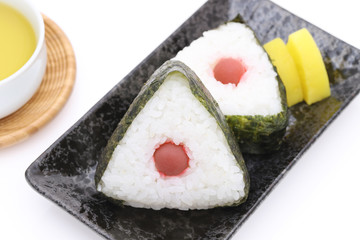 おにぎり　梅干し　海苔