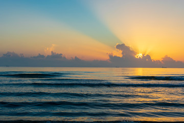 Obraz premium Amanece en una playa de México, en Tuxpan Veracruz