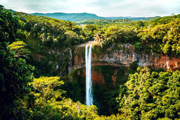 Fototapeta na wymiar Chamarel waterfall on Mauritius