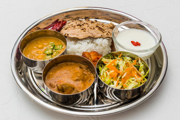 典型的なインドカレー　Curry and Chapati typical Indian food