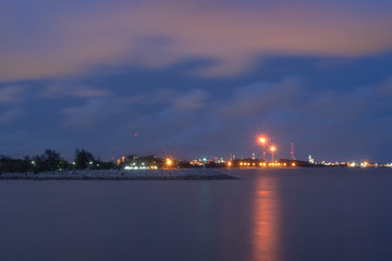 Fototapeta na wymiar Fire from the oil refinery in the Rayong Industrial Estate